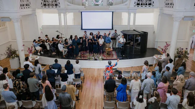 Resurrection Oakland Church