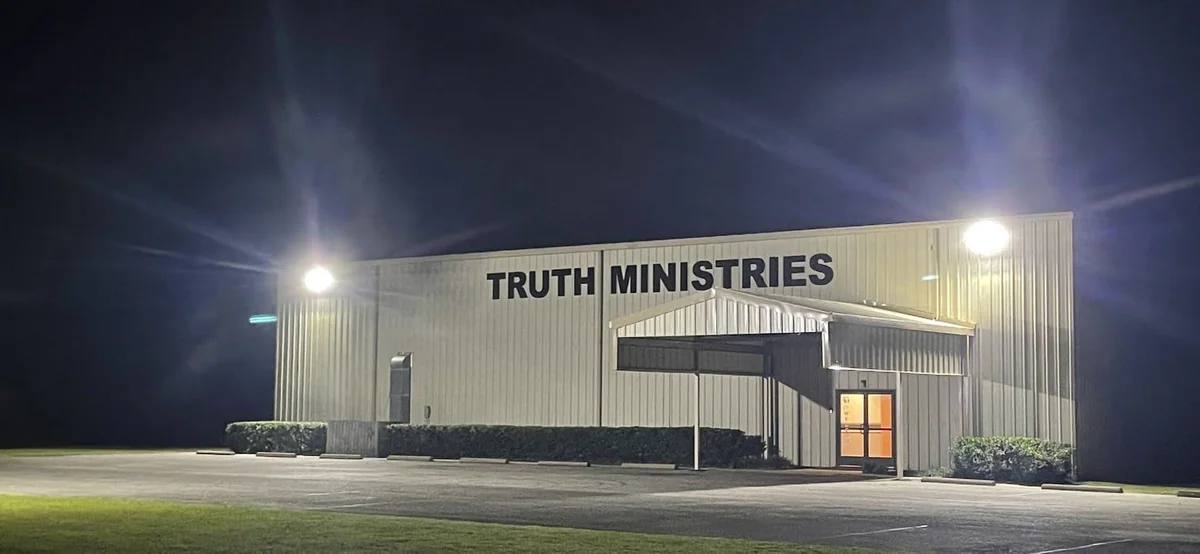 Truth Baptist Ministries church in Huffman