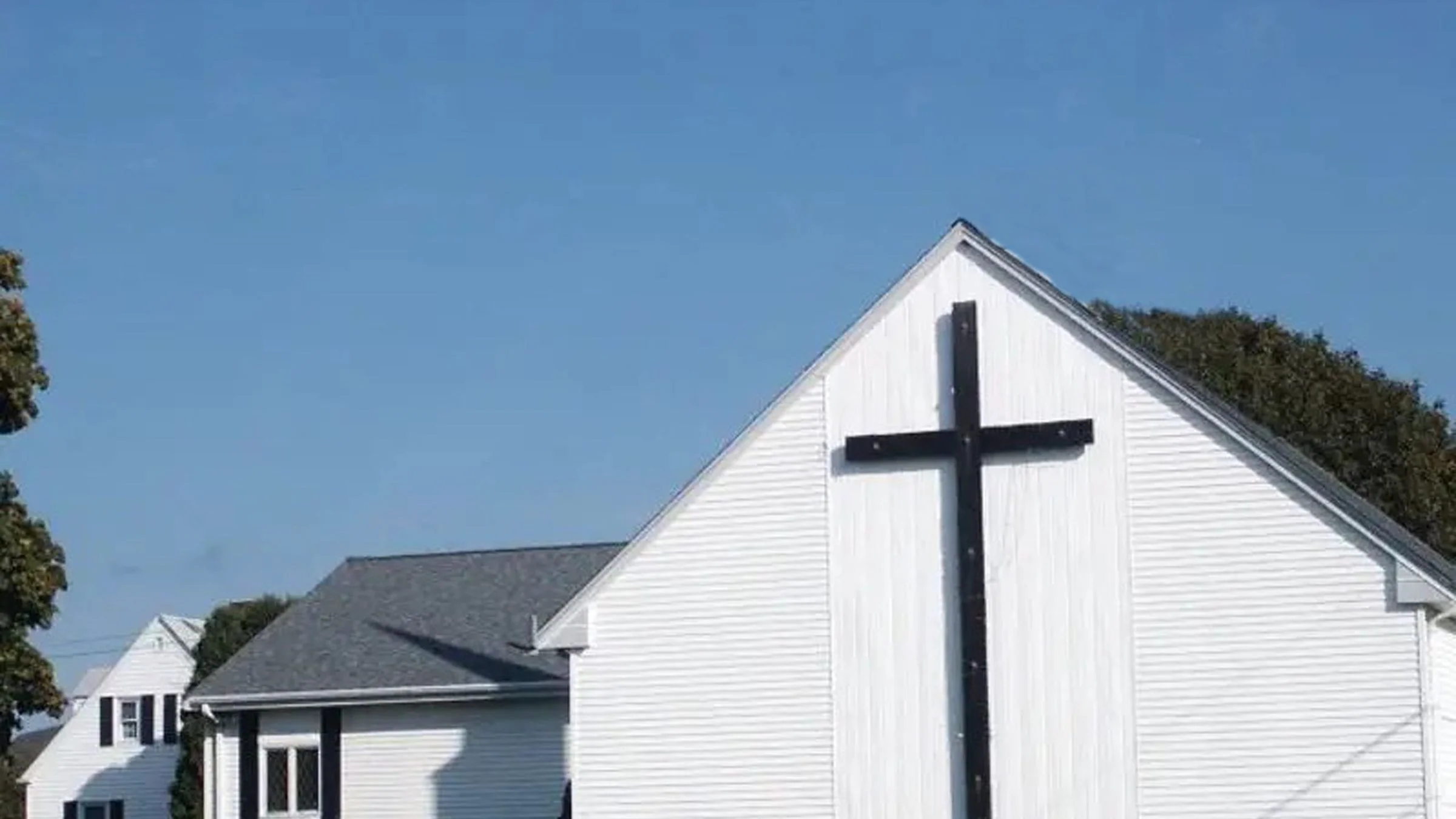 North Tiverton Baptist Church
