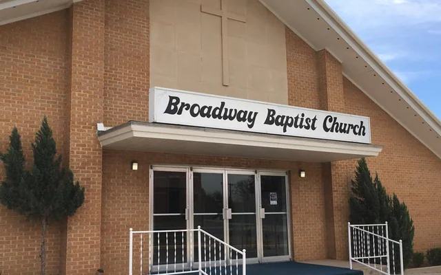 Broadway Baptist Church church in Sweetwater