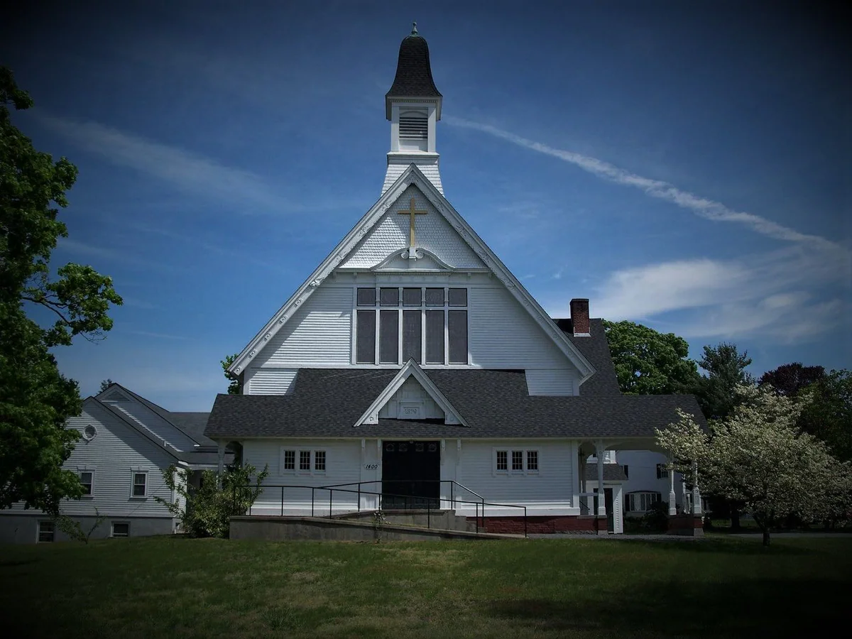First Baptist Church in East Providence