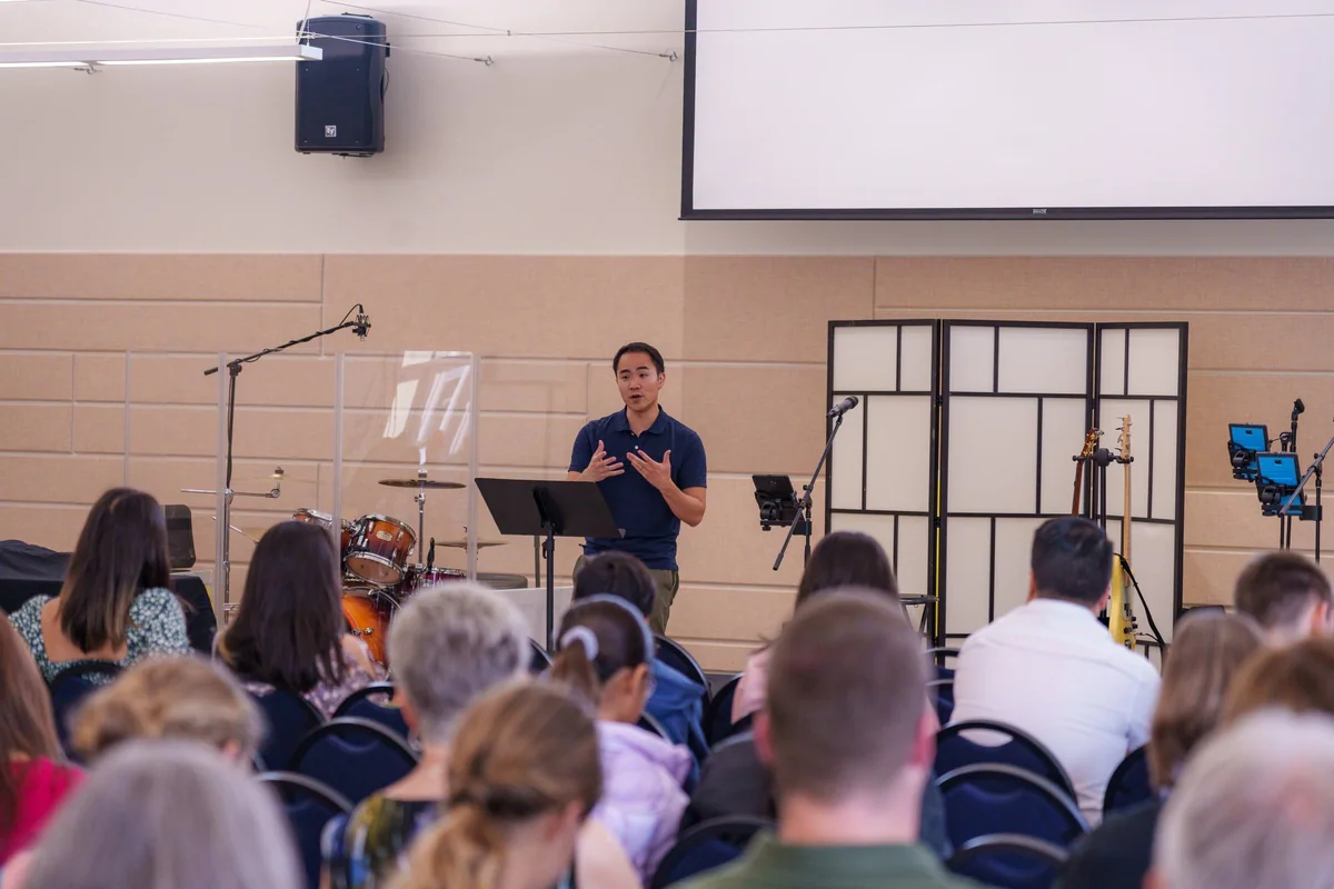 King's Church header