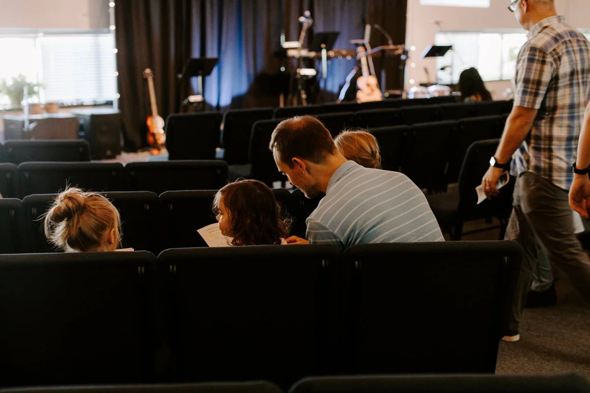 Center Grace Church header
